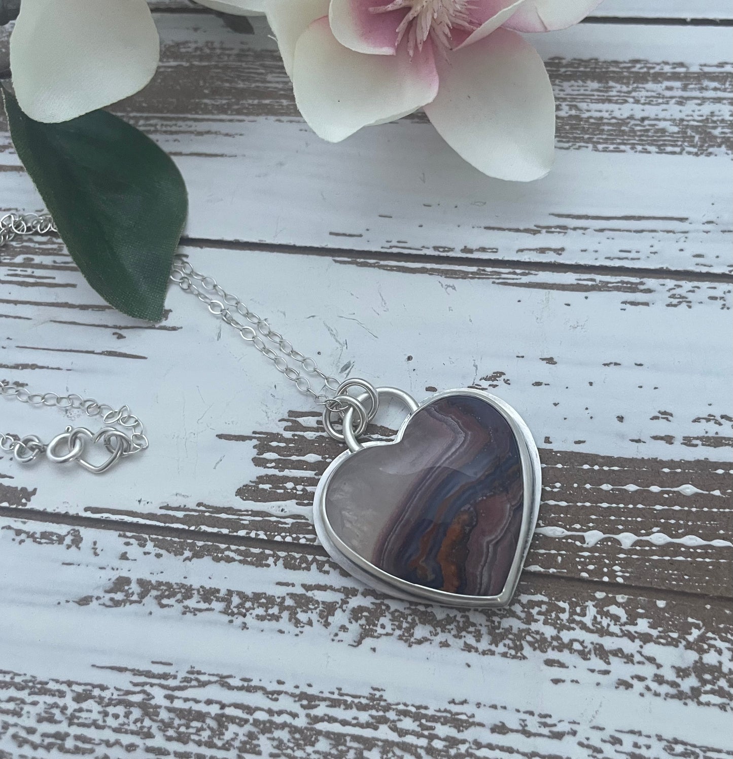 Agua Nueva Agate | Love Note Collection Hearts Pendant Necklace INTENTION