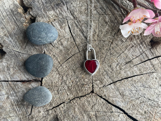 Rosarita | Love Locks Heart Pendant Necklace